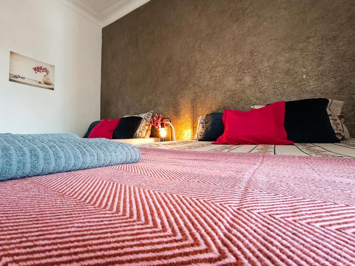 Urquinaona Rooms Barcelona Buitenkant foto