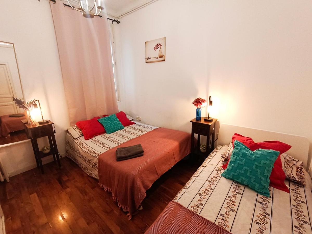Urquinaona Rooms Barcelona Buitenkant foto