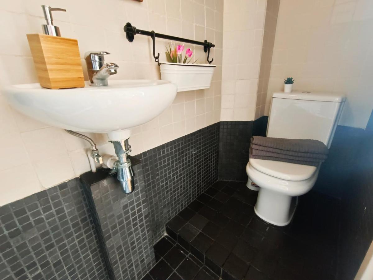 Urquinaona Rooms Barcelona Buitenkant foto
